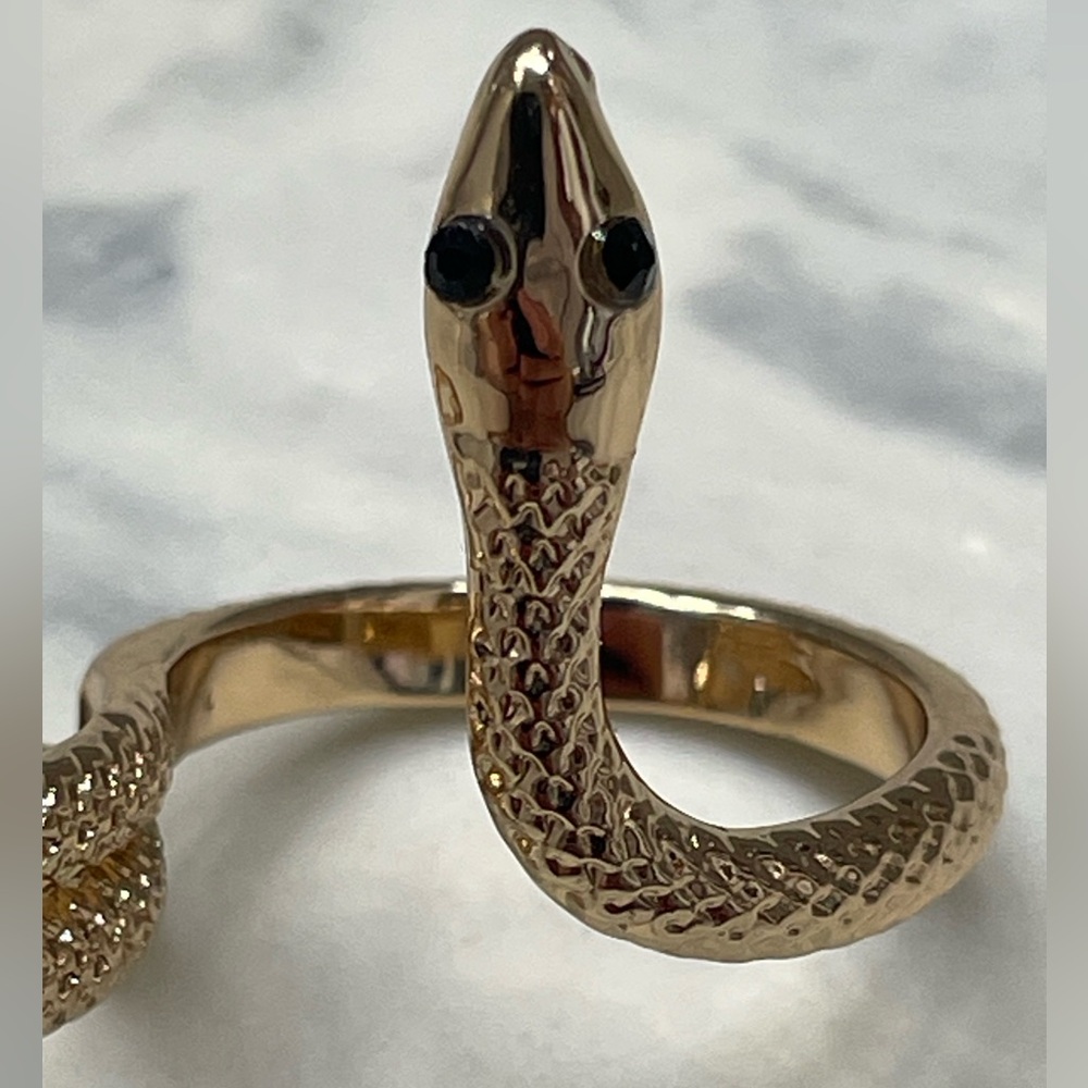 Unique Gold Tone Double Finger Snake Ring Size 7.75 Serpent Wrap Statement Ring - Picture 11 of 15